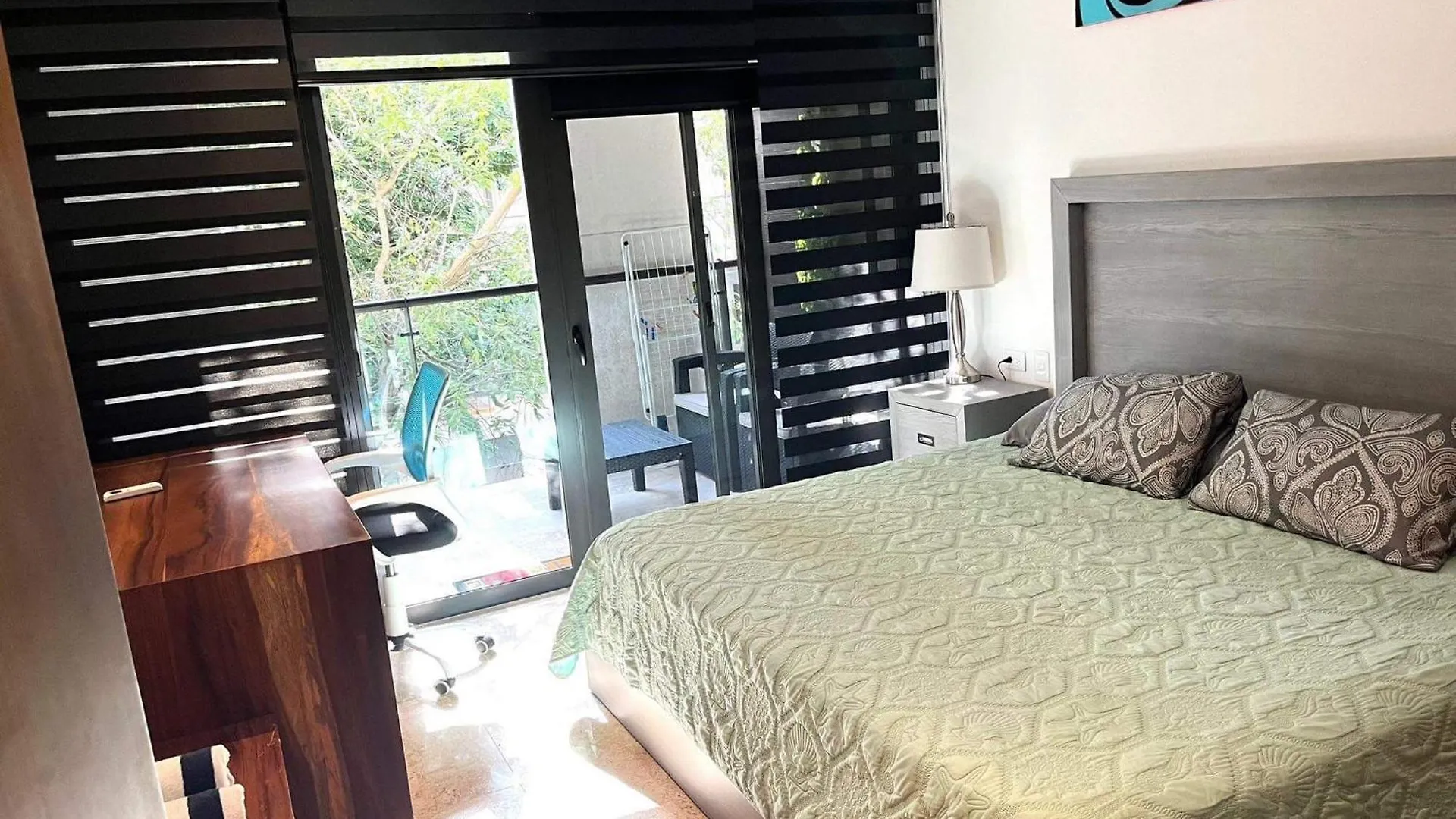 Ipana Dream Downtown Playa Del Carmen contacts